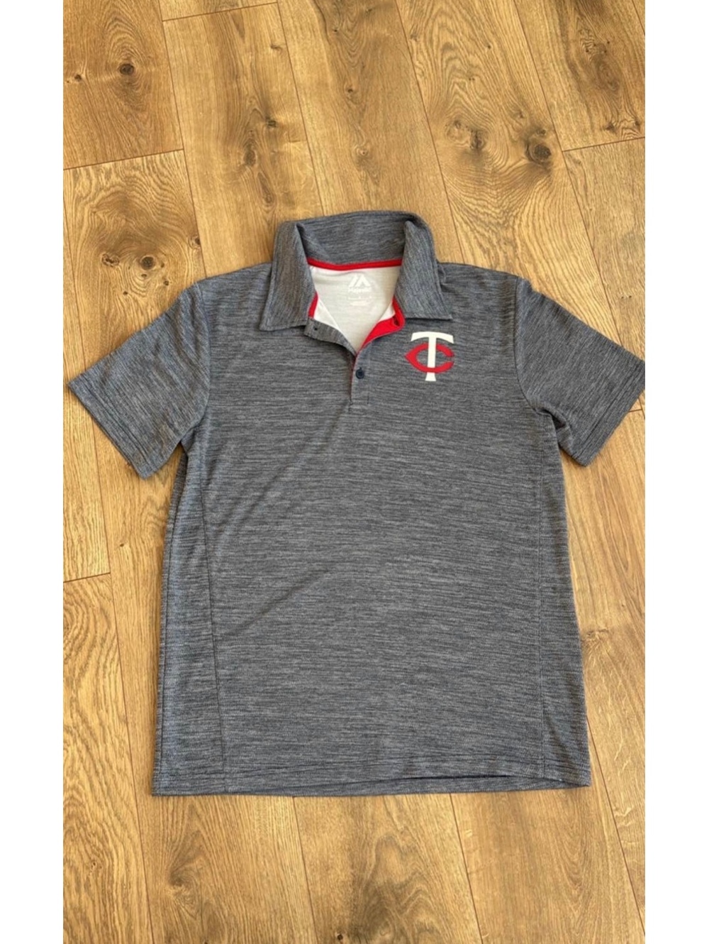 Men’s large Mn twins polo